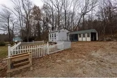 664 Stafford, Leicester, MA 01542 - Photo 21