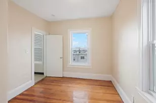 75 Bellingham St, Chelsea, MA 02150 - Photo 33