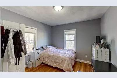 50 Derby St #3, Somerville, MA 02144 - Photo 11