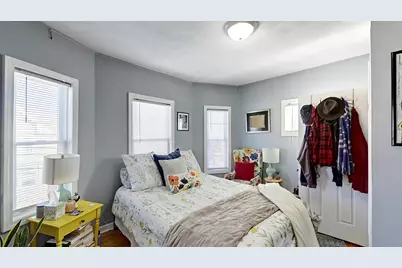 50 Derby St #3, Somerville, MA 02144 - Photo 9