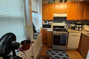 1054 Cambridge St, Cambridge, MA 02139 - Photo 3