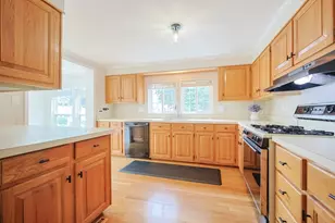 27 Fir Rd, Rockland, MA 02370 - Photo 3