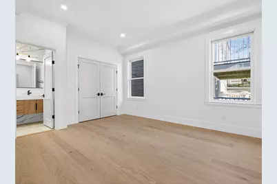 427 E 6th St #1, Boston, MA 02127 - Photo 15