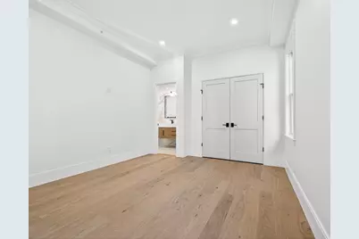 427 E 6th St #1, Boston, MA 02127 - Photo 17