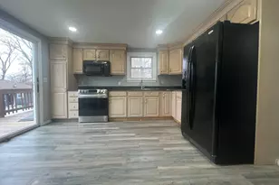 62 Jessie Ave, Attleboro, MA 02703 - Photo 17