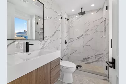 427 E 6th St #3, Boston, MA 02127 - Photo 13