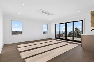 427 E 6th St, Boston, MA 02127 - Photo 7