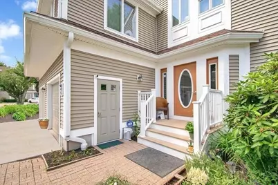 46 Pointe Rok #46, Worcester, MA 01604 - Photo 1