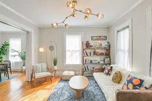 44 Cottage St, Watertown, MA 02472 - Photo 3