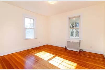 8 Hastings St #2, Boston, MA 02132 - Photo 11