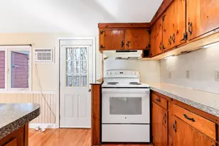 105 Metropolitan Park Ave, Seekonk, MA 02771 - Photo 17