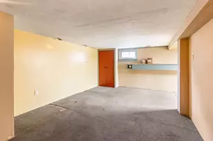 105 Metropolitan Park Ave, Seekonk, MA 02771 - Photo 11