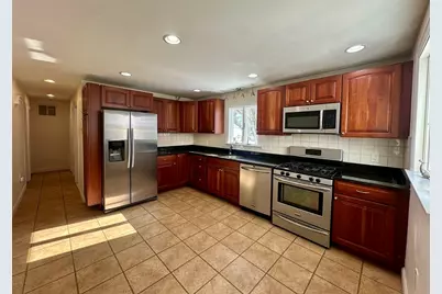 284 Torrey St #0, Brockton, MA 02301 - Photo 3