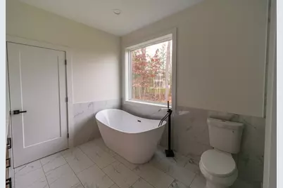 17 Woodland Ln, Belchertown, MA 01007 - Photo 23