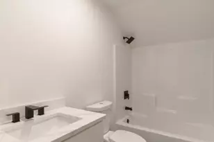 17 Woodland Ln, Belchertown, MA 01007 - Photo 25