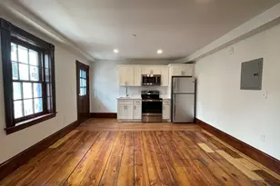 41 Summer St, Leominster, MA 01453 - Photo 9