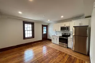 41 Summer St, Leominster, MA 01453 - Photo 3