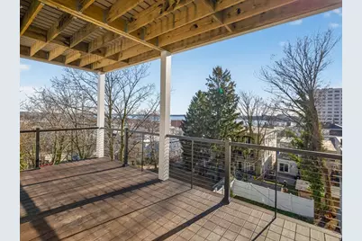 427 E 6th St #2, Boston, MA 02127 - Photo 11