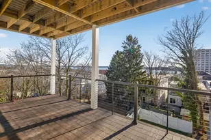 427 E 6th St, Boston, MA 02127 - Photo 11