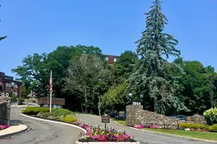 1006 Paradise Rd, Swampscott, MA 01907 - Photo 27