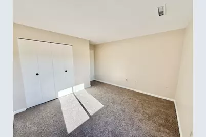 1006 Paradise Rd #3R, Swampscott, MA 01907 - Photo 17