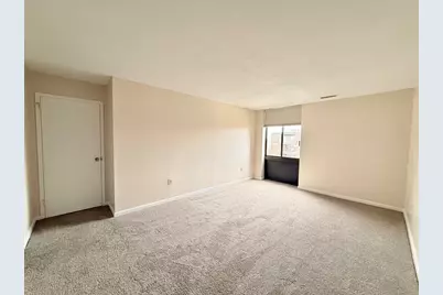 1006 Paradise Rd #3R, Swampscott, MA 01907 - Photo 19