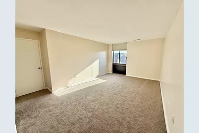 1006 Paradise Rd #3R, Swampscott, MA 01907 - Photo 13