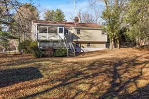 111 Indian Head Rd, Framingham, MA 01701 - Photo 5