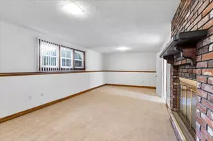 111 Indian Head Rd, Framingham, MA 01701 - Photo 29