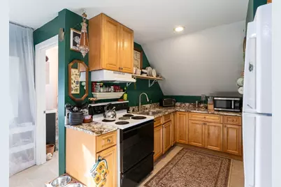 25 Race St, Haverhill, MA 01830 - Photo 19