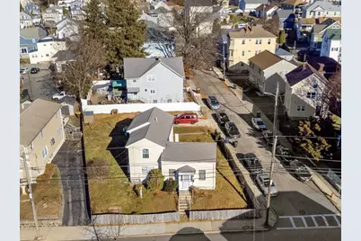 580 County St, Fall River, MA 02723 - Photo 5