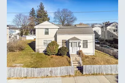 580 County St, Fall River, MA 02723 - Photo 9