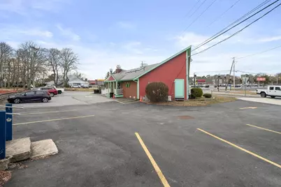 300 Main St, Bourne, MA 02532 - Photo 7