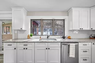 1368 Granville Rd, Westfield, MA 01085 - Photo 15