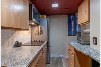 61 Crescent St #7, Northampton, MA 01060 - Photo 13