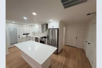 17 School #B, Hudson, MA 01749 - Photo 3