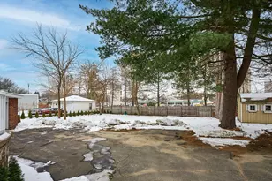 73 Lyman St, South Hadley, MA 01075 - Photo 25