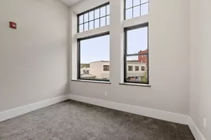 409 Main St, Fitchburg, MA 01420 - Photo 9