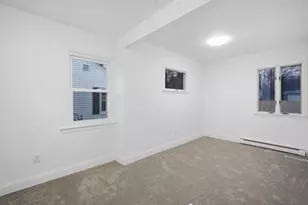 25 Pheland St, Springfield, MA 01109 - Photo 15