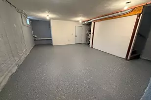 20 Broad St, Medway, MA 02053 - Photo 11