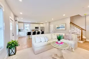 20 Broad St, Medway, MA 02053 - Photo 1