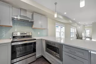 43 Wright Ave, Medford, MA 02155 - Photo 13