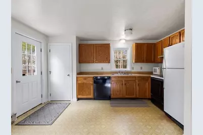 32 Willington Ave, Barnstable, MA 02648 - Photo 9