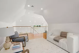 1060 Grove St, Framingham, MA 01701 - Photo 11