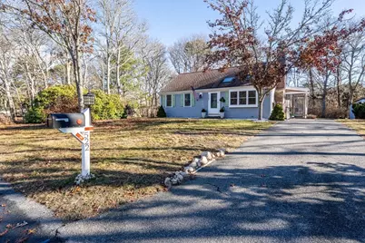 522 Lincoln Road Ext, Barnstable, MA 02601 - Photo 3