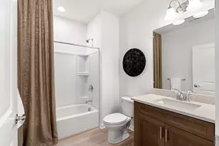 7 Green St, Shrewsbury, MA 01545 - Photo 21