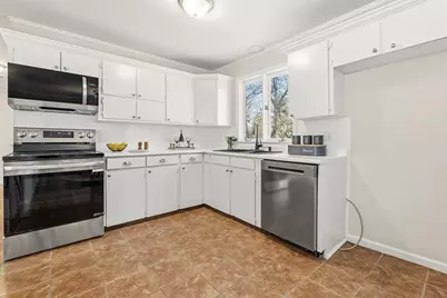 500 Franklin St, Wrentham, MA 02093 - Photo 3