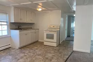 18 Taunton St, Plainville, MA 02762 - Photo 3