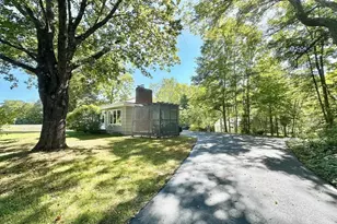 10 Roulston Rd, Windham, NH 03087 - Photo 3