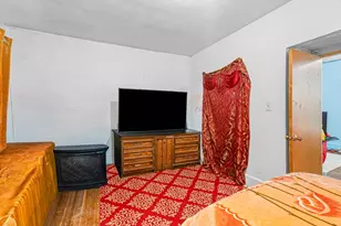 187 St Mary St, Needham, MA 02494 - Photo 19